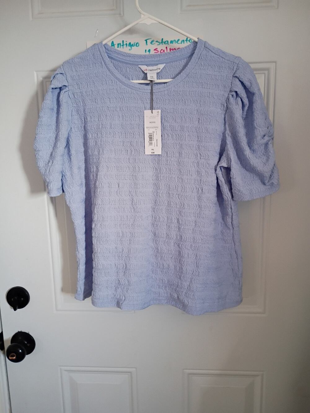 Liz Claiborne crew neck, Puff sleeve blouse PXL crinkled effect